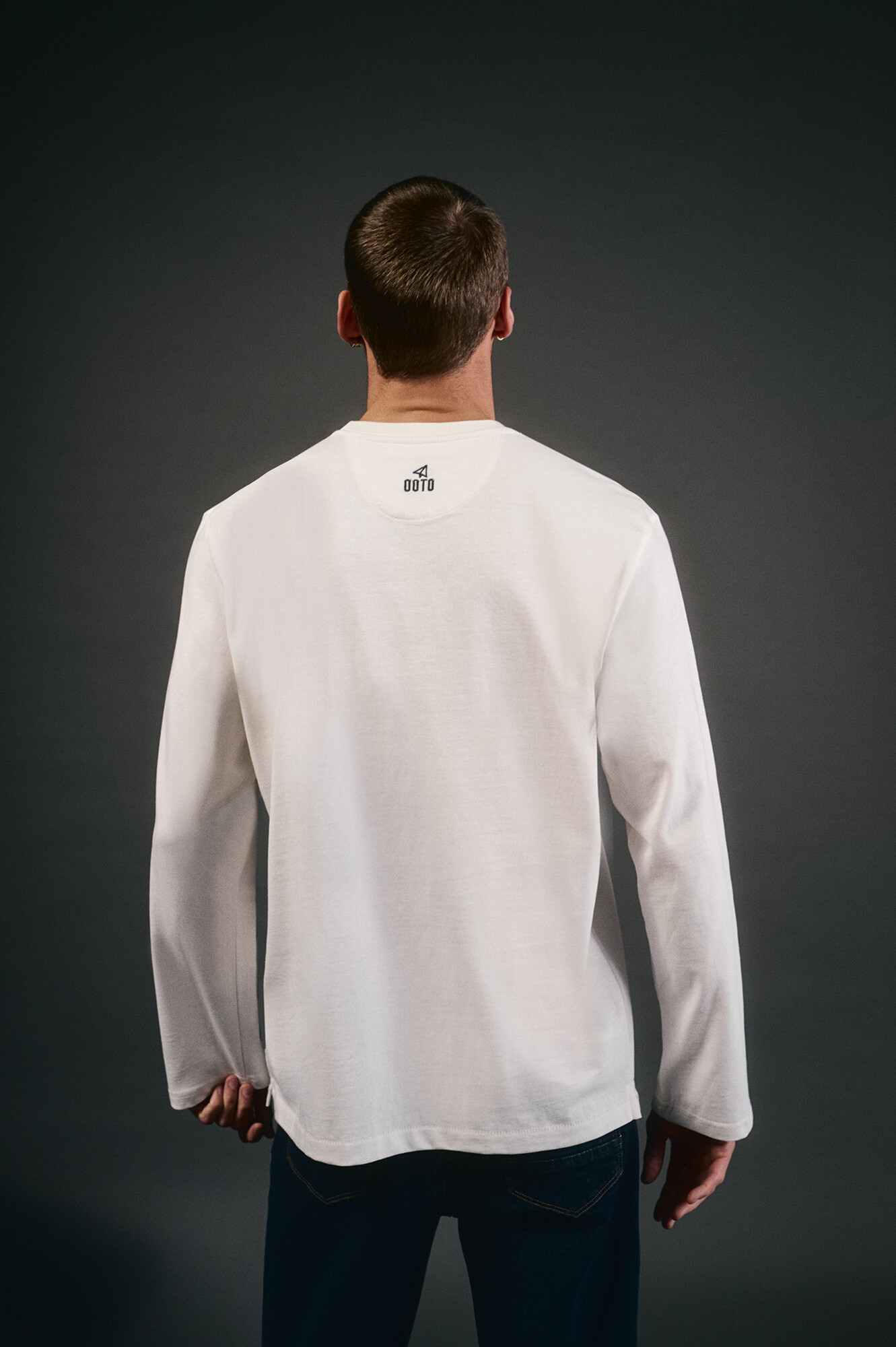 Men’s Solid Long Sleeve Cotton T-Shirt