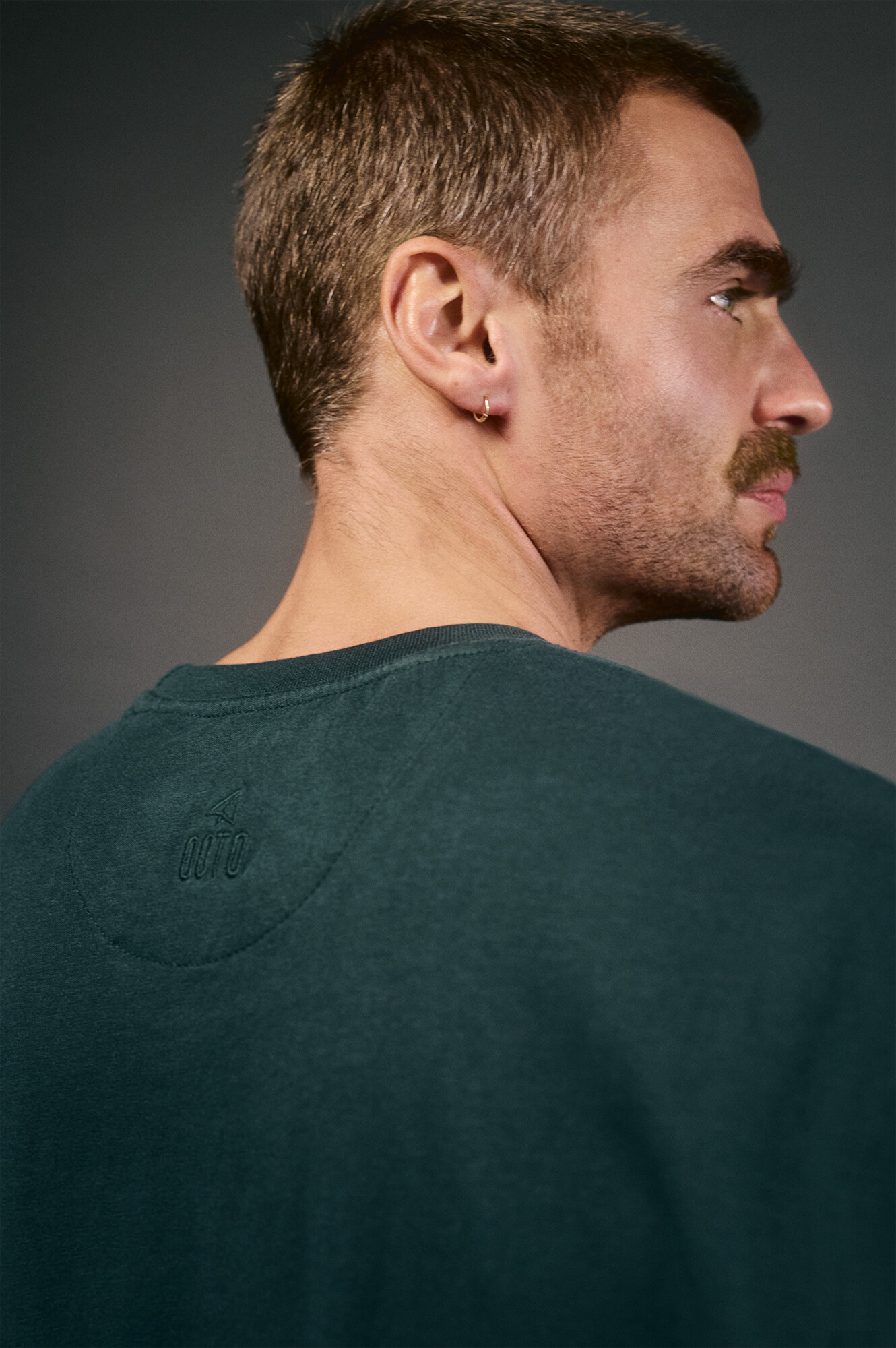 Men’s Solid Long Sleeve Cotton T-Shirt