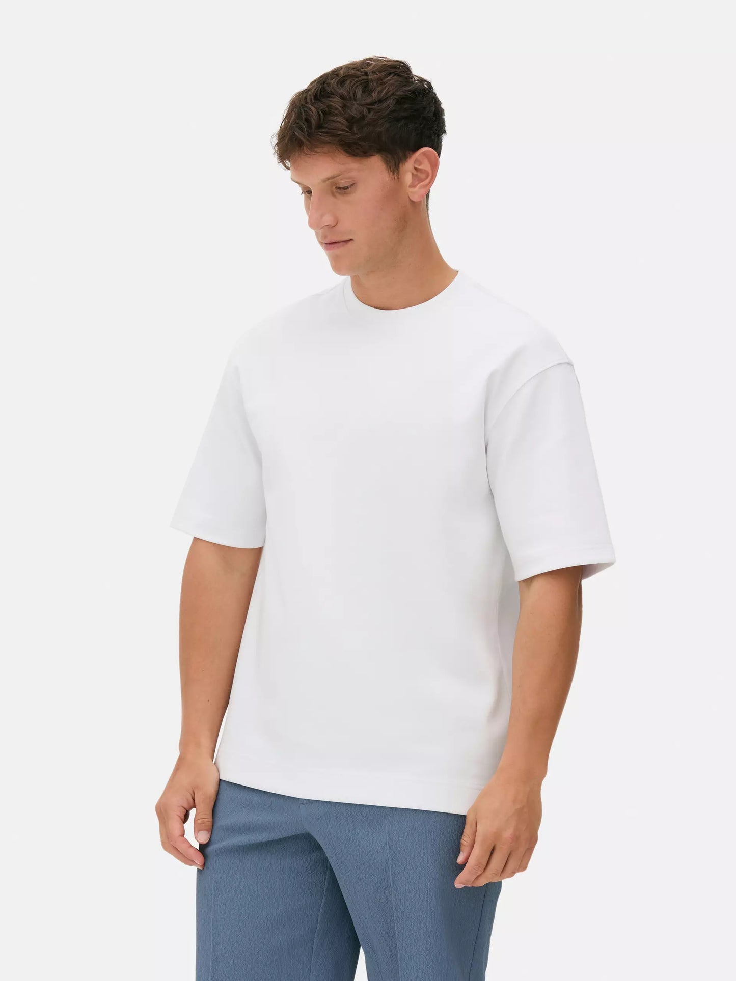 Basic White Relaxed Fit T-Shirt